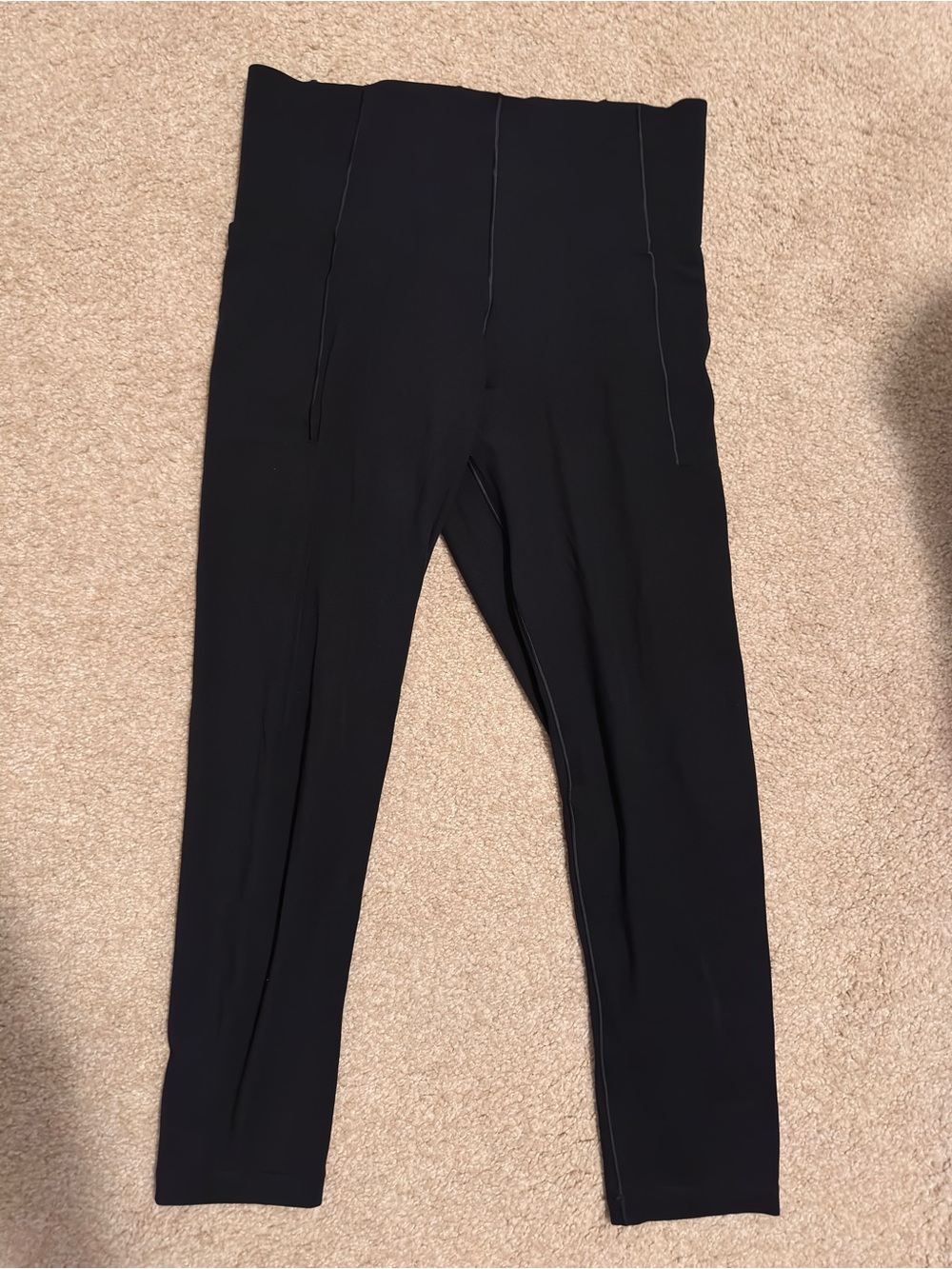 aerie Black High-Rise Real Me Xtra Hi Rise Leggings sz large - short inseam